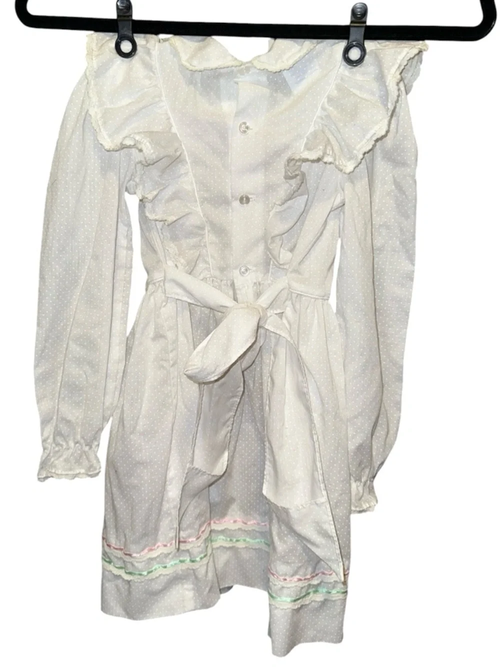 Vintage Girls 6x White Ruffle swiss dot, Smocked Dress, So cute!